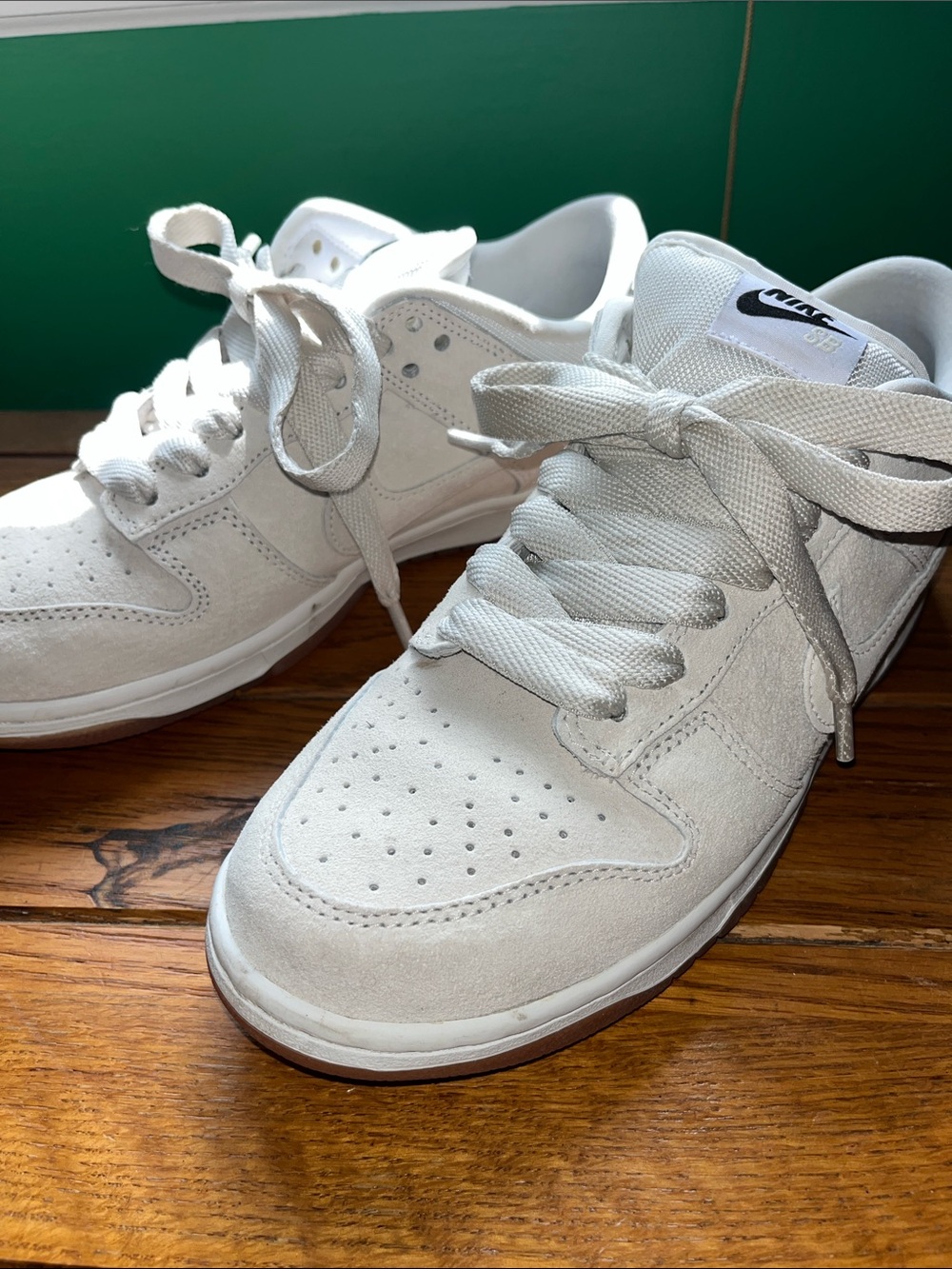 Nike SB Dunk Low White Gum Suede Men’s Size 9 Air Zoom HJ0367-100